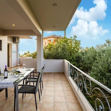 Kitries Summer Getaway - Eden Cozy Suite Kitriaí Buitenkant foto