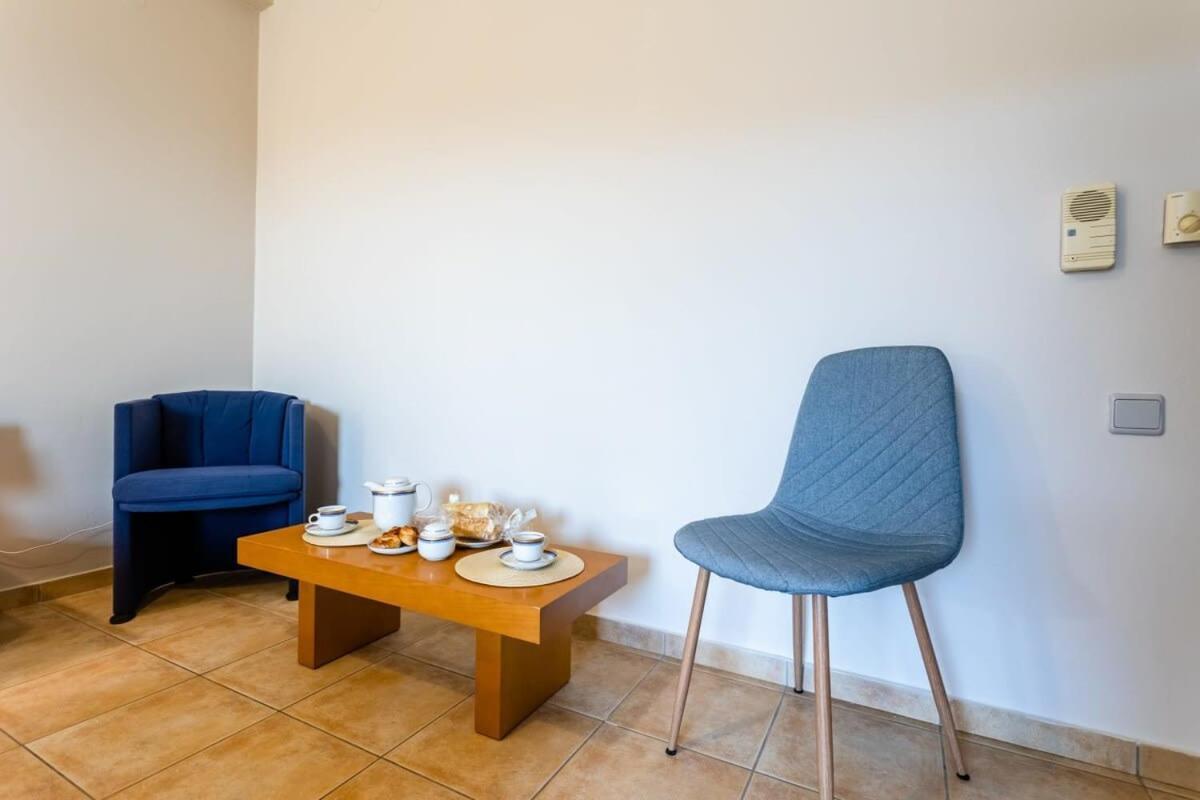 Kitries Summer Getaway - Eden Cozy Suite Kitriaí Buitenkant foto